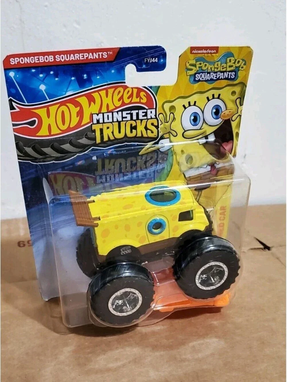 Hot Wheels Monster Trucks SpongeBob SquarePants Die-Cast 1:64 FYJ44 New